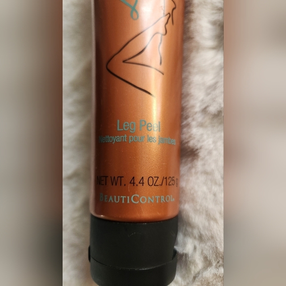 Sealed Unopened BeautiControl Leg Apeel Leg Scrub and Leg Peel - Picture 4 of 5